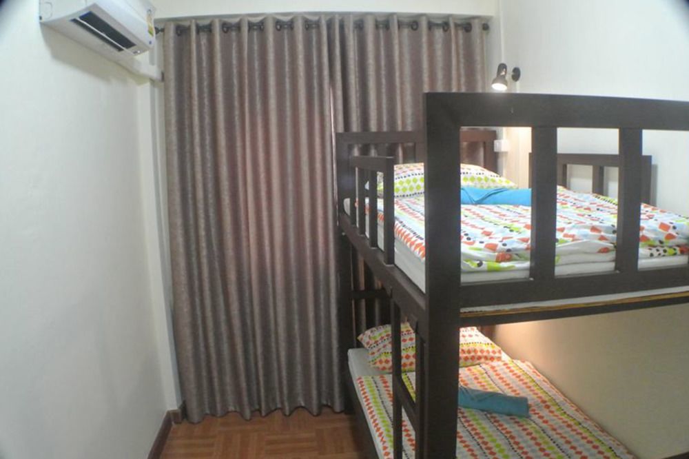 Bed Dee Time Hostel Bangkok Luaran gambar
