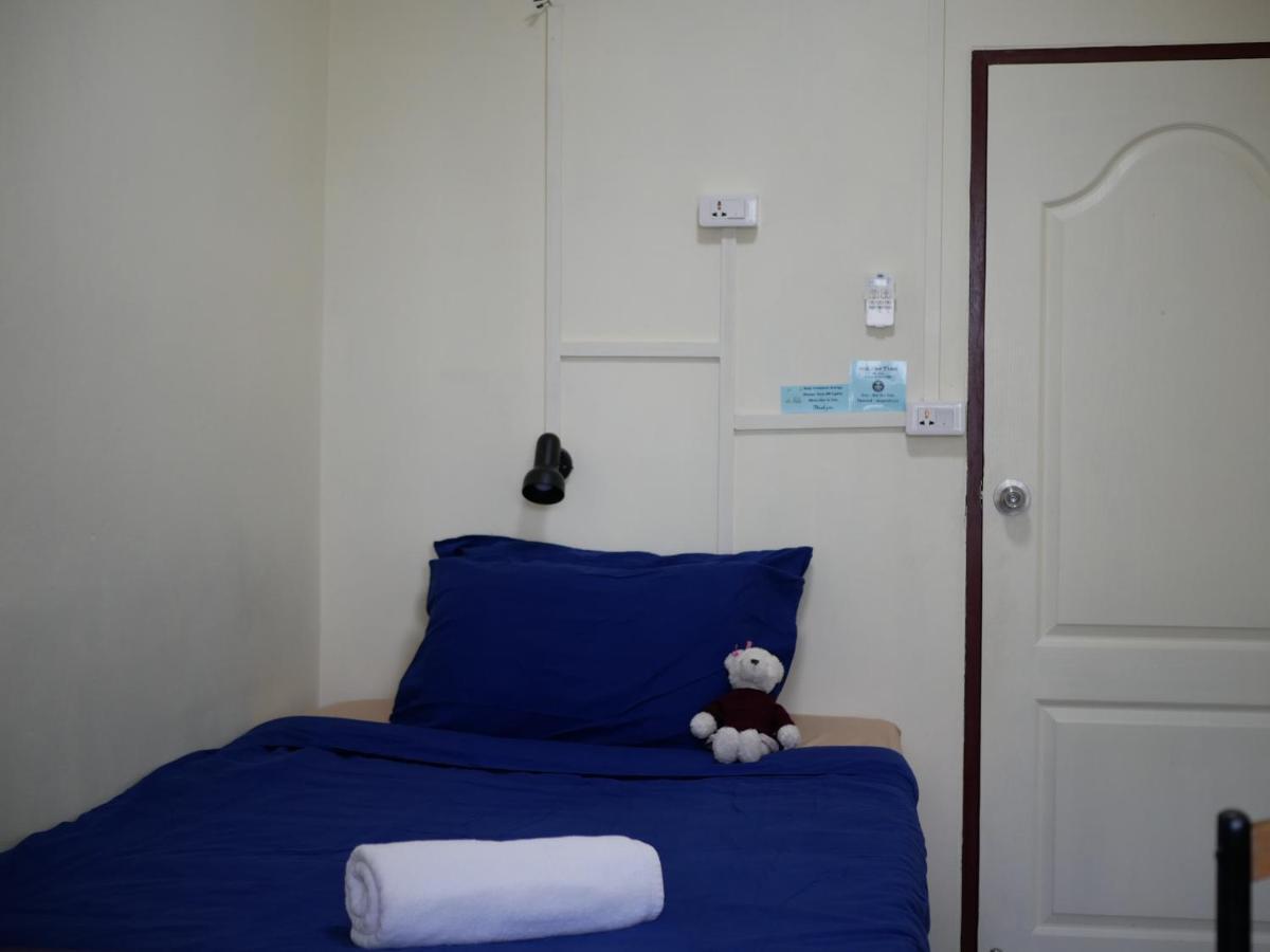 Bed Dee Time Hostel Bangkok Luaran gambar