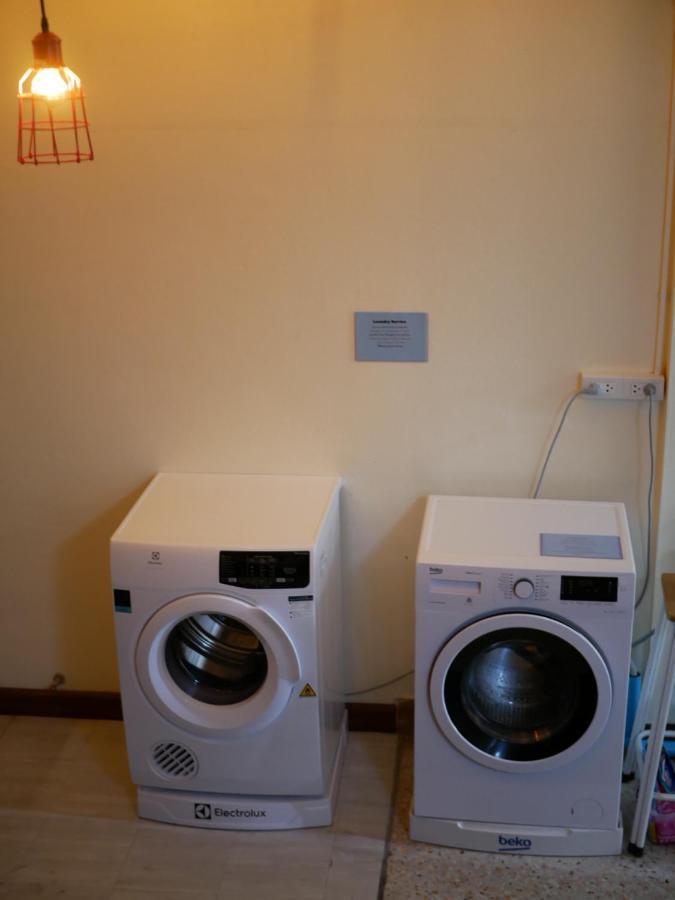 Bed Dee Time Hostel Bangkok Luaran gambar